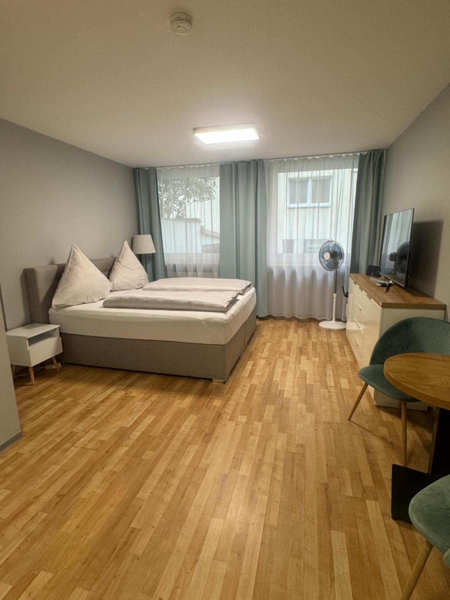 Studio Apartment Am Hauptbahnhof N2 Nürnberg Exterior foto